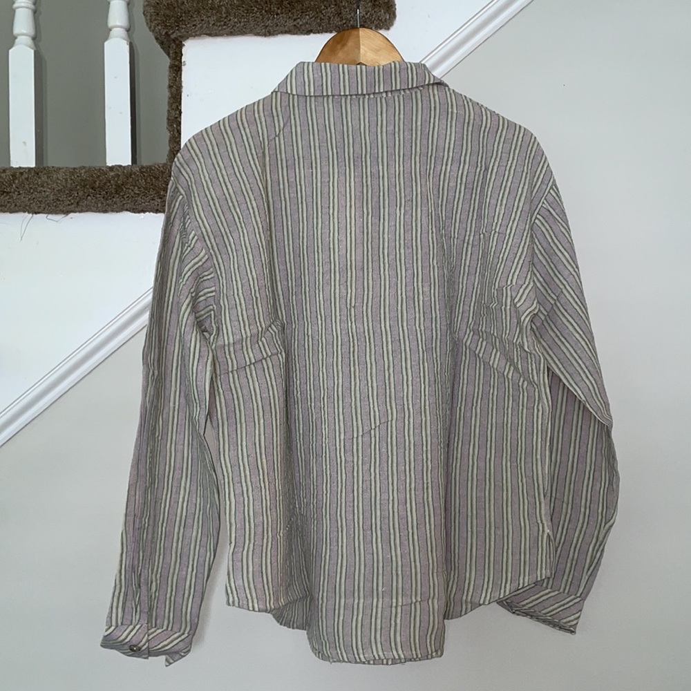 🆕 MODODOC • Button-Down Top - Picture 4 of 6